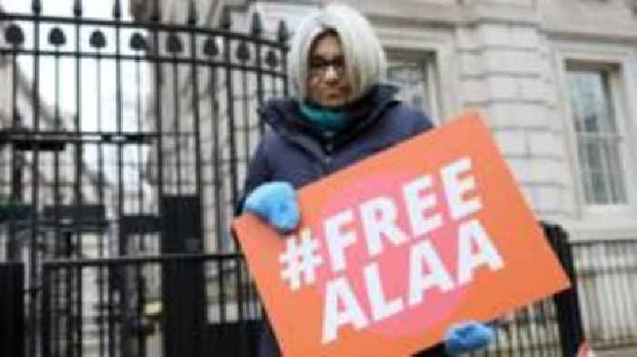 'High death risk' for UK-Egyptian mother on hunger strike