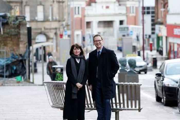 Hamilton MP tours town centre with chief secretary to Treasury