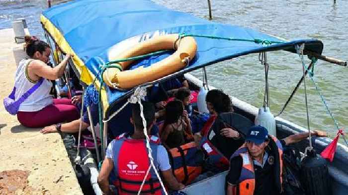 News24 | 'There's no American dream anymore': US-bound migrants head back home, penniless and hopeless