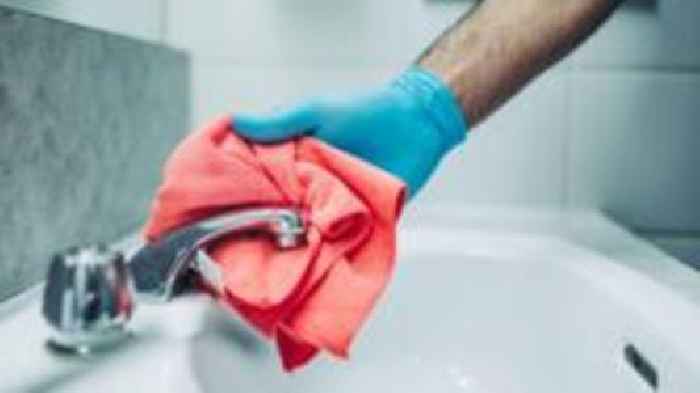 Civil service cleaning staff face cuts, union warns