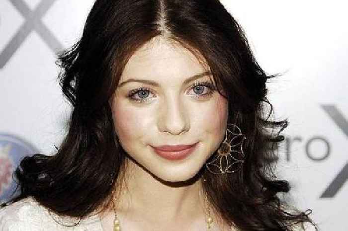 Stars pay tribute to Gossip Girl star Michelle Trachtenberg who has died aged 39