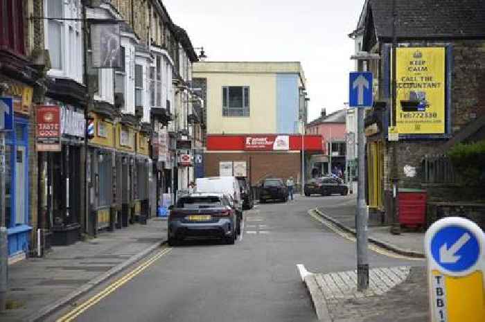 10 arrested in Welsh towns as part of police probe into criminal exploitation of children