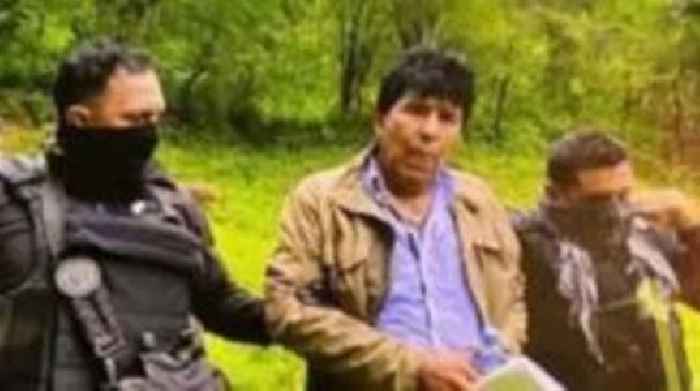 Notorious Mexican drug lord among 29 extradited to US