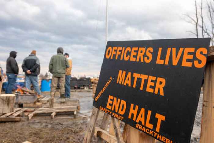 NY reaches tentative deal to end prison strike by suspending anti-solitary confinement law