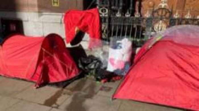 Mayor urges homeless camp 'work with us'