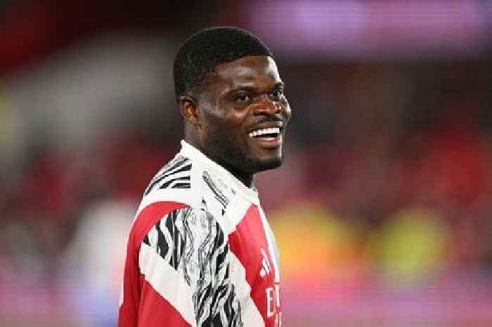 Arsenal receive transfer green light for dream Thomas Partey replacement after bombshell update