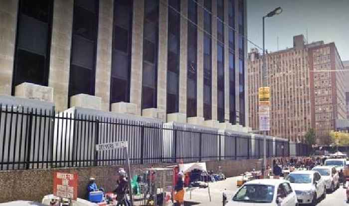 News24 | Johannesburg deeds office halts operations amid lift breakdowns, 'challenges with the building'