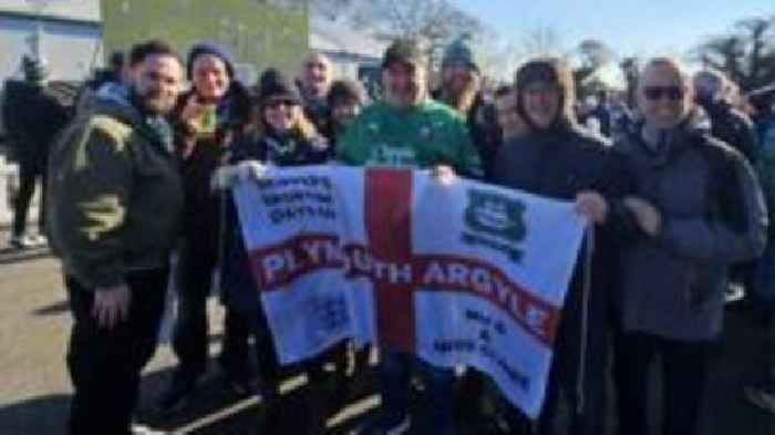 Argyle's Green Army flock to Manchester for FA Cup