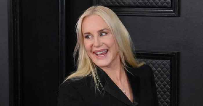 Daryl Hannah Makes Rare Appearance as She Declares Support for Ukraine While Onstage at 2025 Oscars: Watch