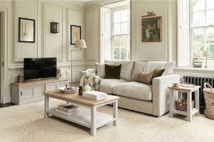 Oak Furnitureland battles rising costs as sales cut