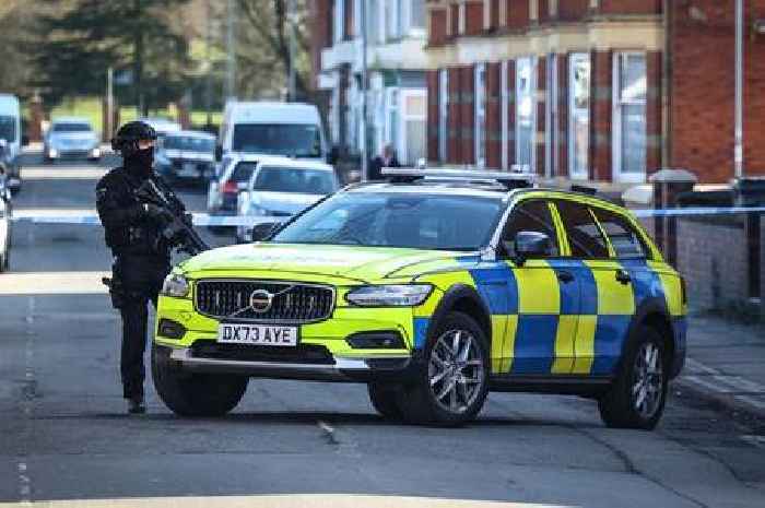 Men released with 'no further action' after Stoke-on-Trent street 'gun threat'