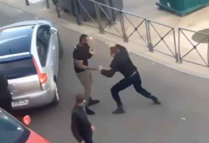 Cop Gets Into Sparring Match With Suspect