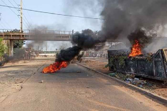 News24 | Mozambique police fire on opposition march, leader's location unknown