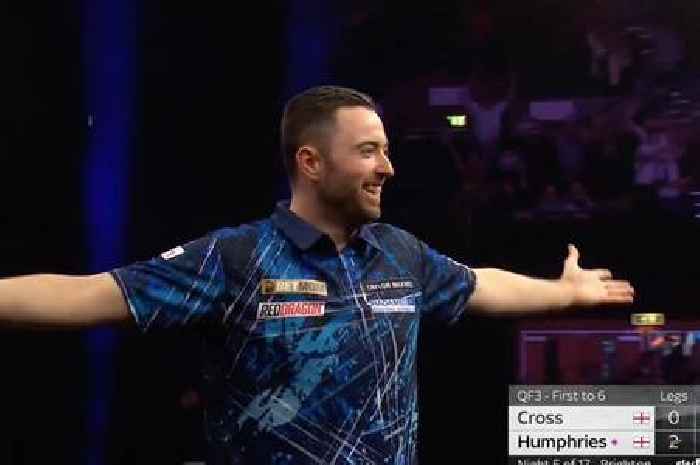 Luke Humphries nails nine-darter but Sky Sports fans 'miss it because of awful connection'