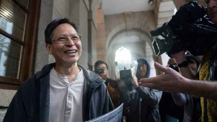 Hong Kong's top court quashes convictions of pro-democracy Tiananmen group