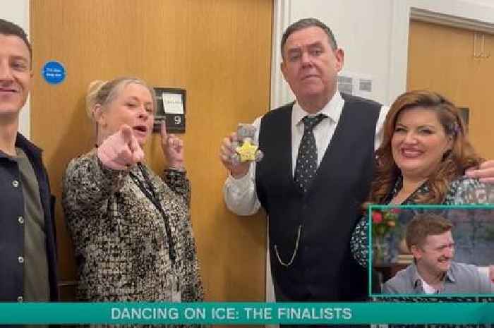 ITV This Morning viewers in hysterics as Coronation Street stars send message to Sam Aston