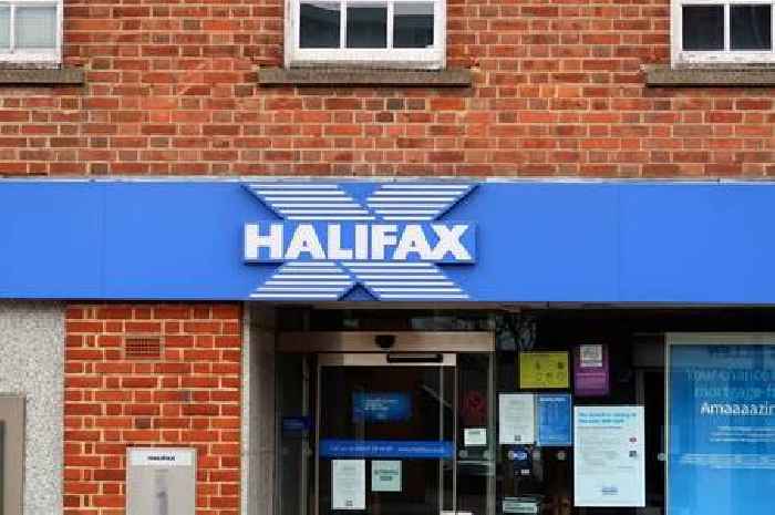 Halifax confirm exact date payment service will end after customer poses question