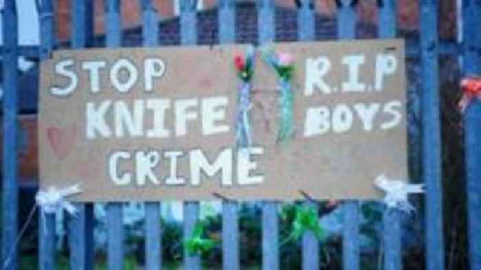 Teens call for youth clubs to tackle knife crime