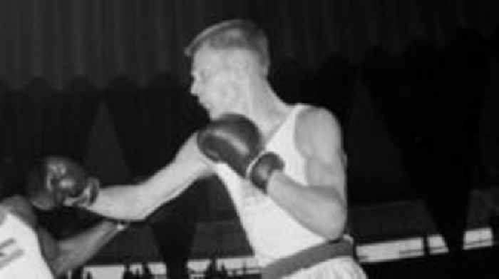Tributes paid to Olympic boxing champion Dick McTaggart