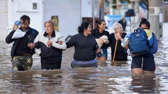 News24 | 'Moment of sorrow': Argentina mourns 16 dead in flash flooding, including 2 young girls