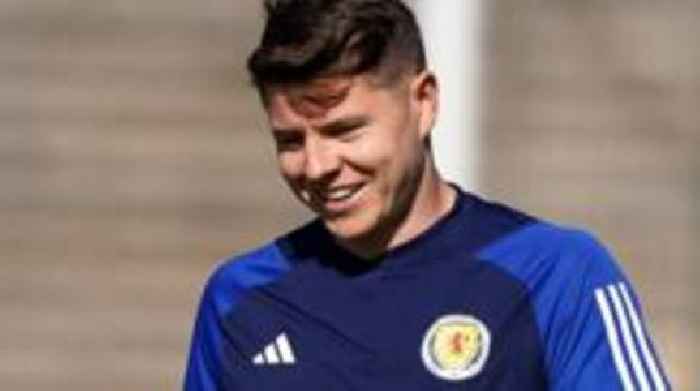 Aberdeen's Nisbet named in Scotland squad