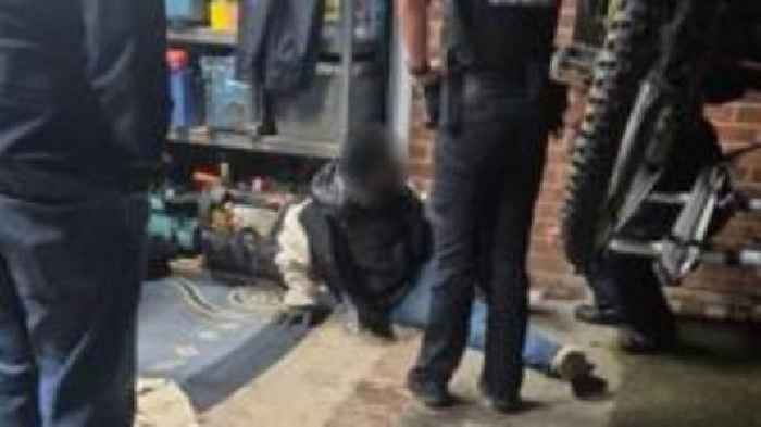 PM 'concerned' as couple are fined over stowaway