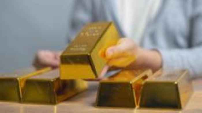 Gold price hits $3,000 mark for first time