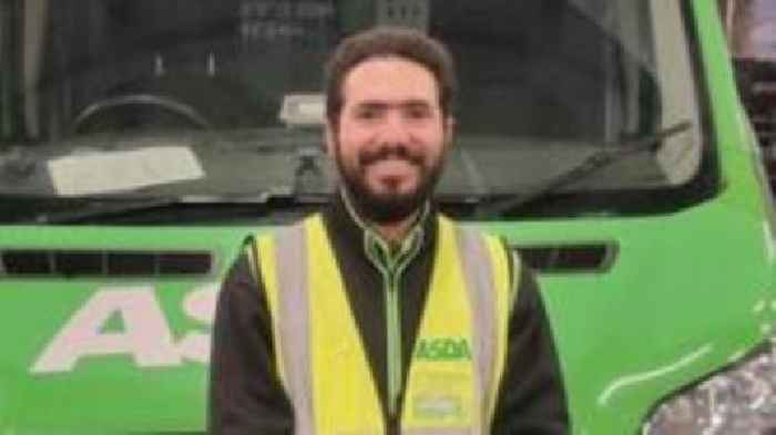 Supermarket delivery driver saves customer's life