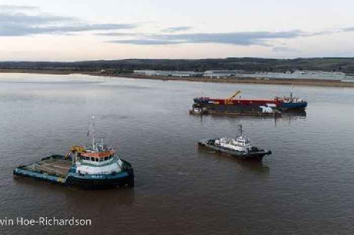 In pictures: Rescue of grounded cargo ship in the Humber