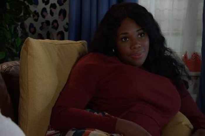 ITV Coronation Street fans 'work out' what's wrong with Dee-Dee after worrying sign