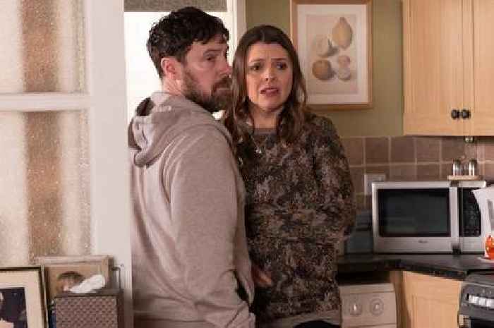 Coronation Street Tracy Barlow's history with Rob Donovan - doomed wedding to prison escape