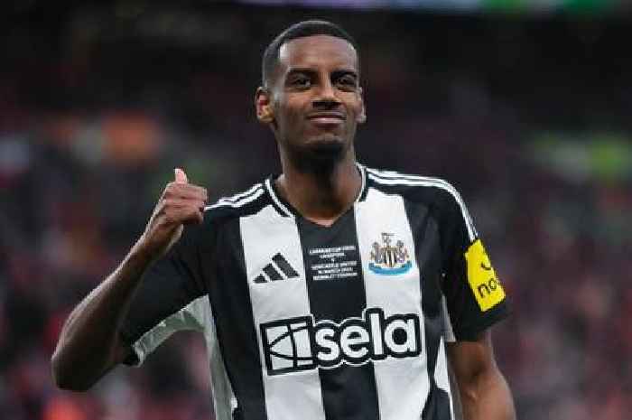 What Alexander Isak said about his Newcastle United future after Arsenal transfer question