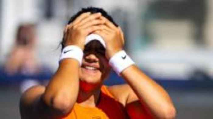 Raducanu 'scraps' in Miami to earn best win of season