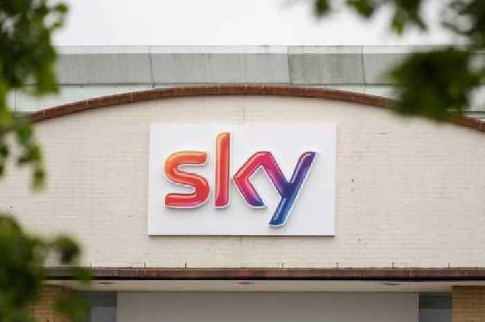 Sky to overhaul call centres and cut around 2,000 jobs