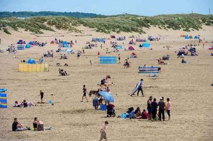Met Office weather maps show how warm it'll be as Wales to get hotter than Greece