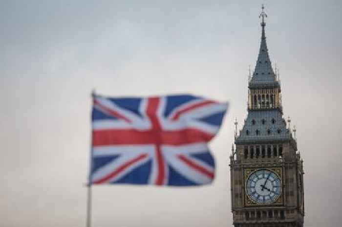 Government asks MP watchdog to review expenses rules