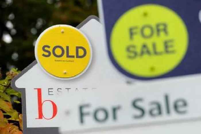 High street lender accepting mortgage applications from people with 'blips' in history