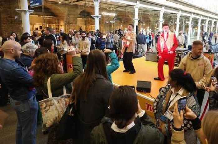 Olly Alexander joins his doppelganger for performance in London