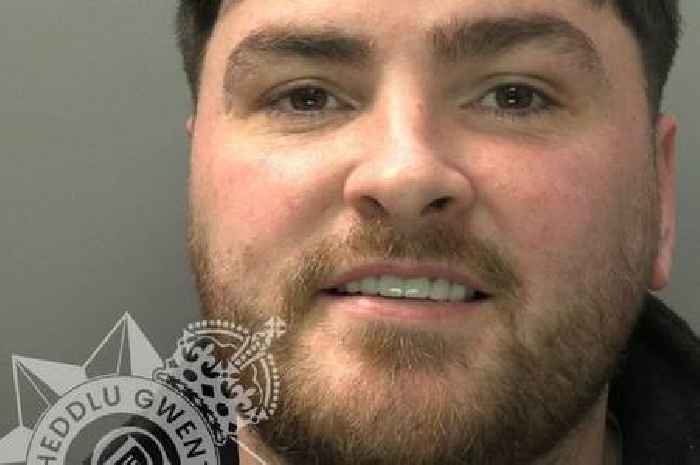 Dealer tried to flush phone and SIM card down toilet as police burst in his door