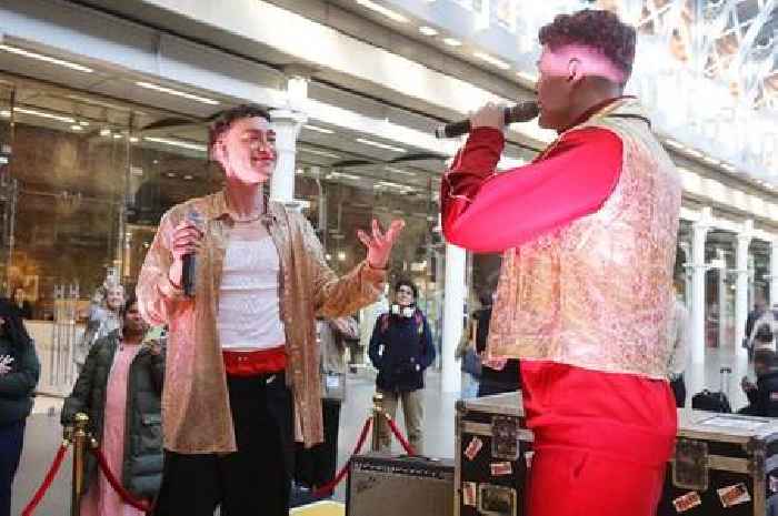 Olly Alexander stuns fans as he performs duet with lookalike at London train station