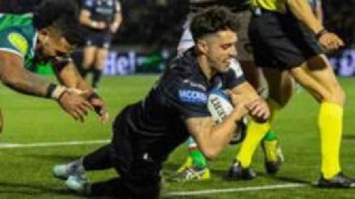 Glasgow topple Leicester to reach Champions Cup quarter-finals