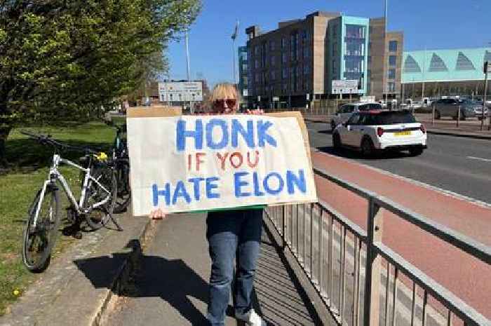 Elon Musk protests take place outside Nottingham Tesla showroom for second week in a row