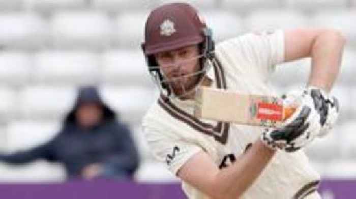 Sibley guides Surrey to draw at Essex