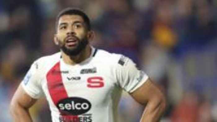 Leeds re-sign former captain Watkins from Salford