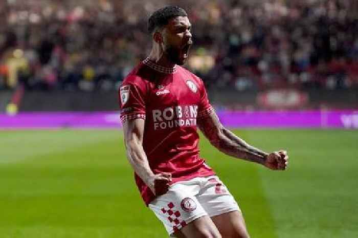 Bristol City boss lifts lid on Nahki Wells' changing room message after late win over West Brom