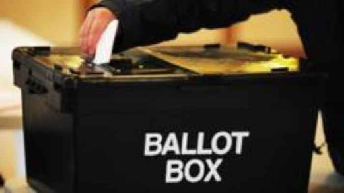 Deadline nears to register to vote in local elections
