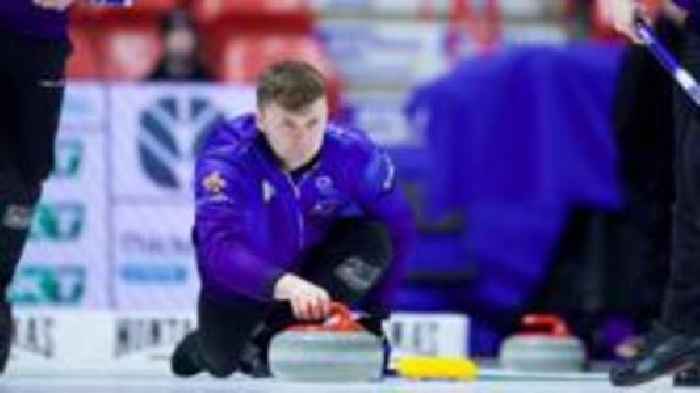 Whyte sees off world champion Mouat at Players Championship