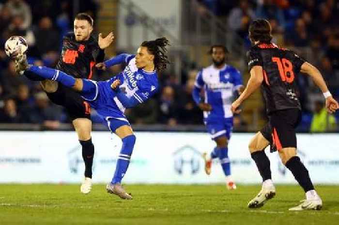Inigo Calderon makes 'sorry' Kofi Shaw confession with Bristol Rovers starlet in the spotlight
