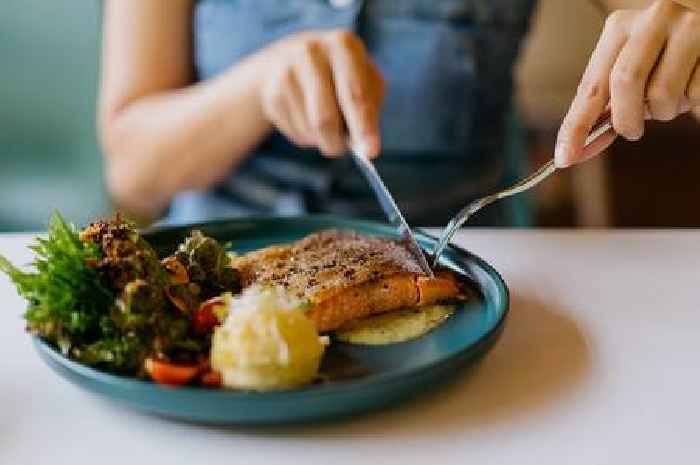 Cardiologist says one food cuts cholesterol and inflammation