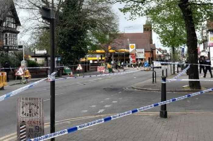 Live updates as police seal off major Leicester road
